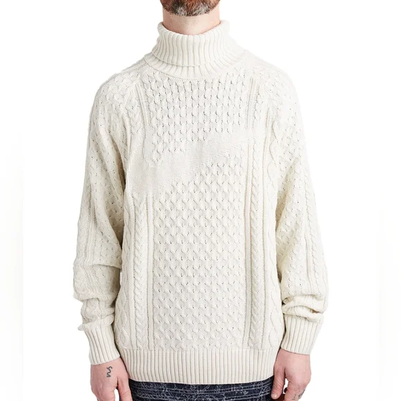 NWT Nike Life Light Bone Cable Knit Swoosh Turtleneck Sweater M